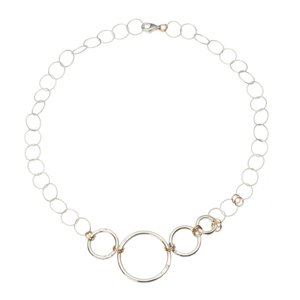 Undulating Ring Choker Necklace