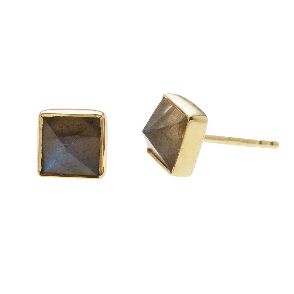 Pyramid Stud