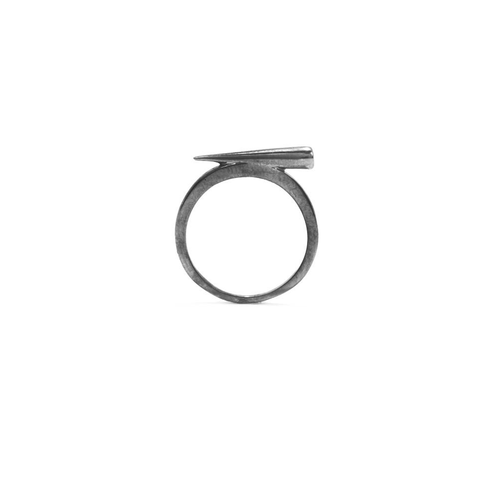 Flaca Picks: Plain Spike Stack Ring